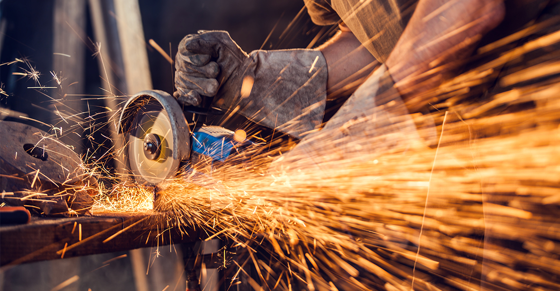 Для пенсионеров и многодетных семей скидка 50%